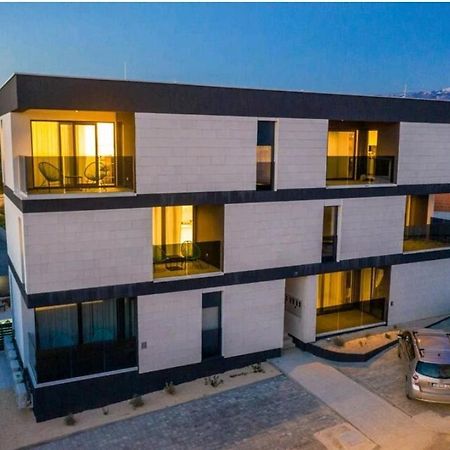 Apartments House Novel Novalja Exterior photo